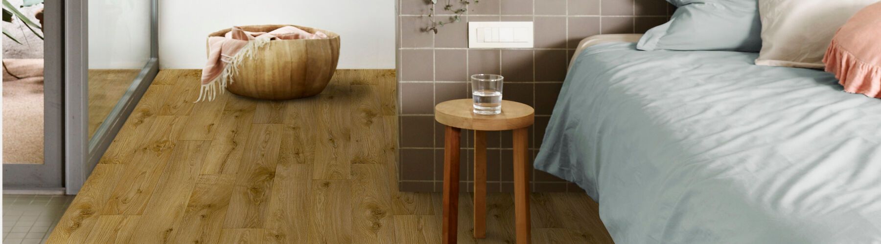 Planning a walk-in wardrobe: everything you need to know